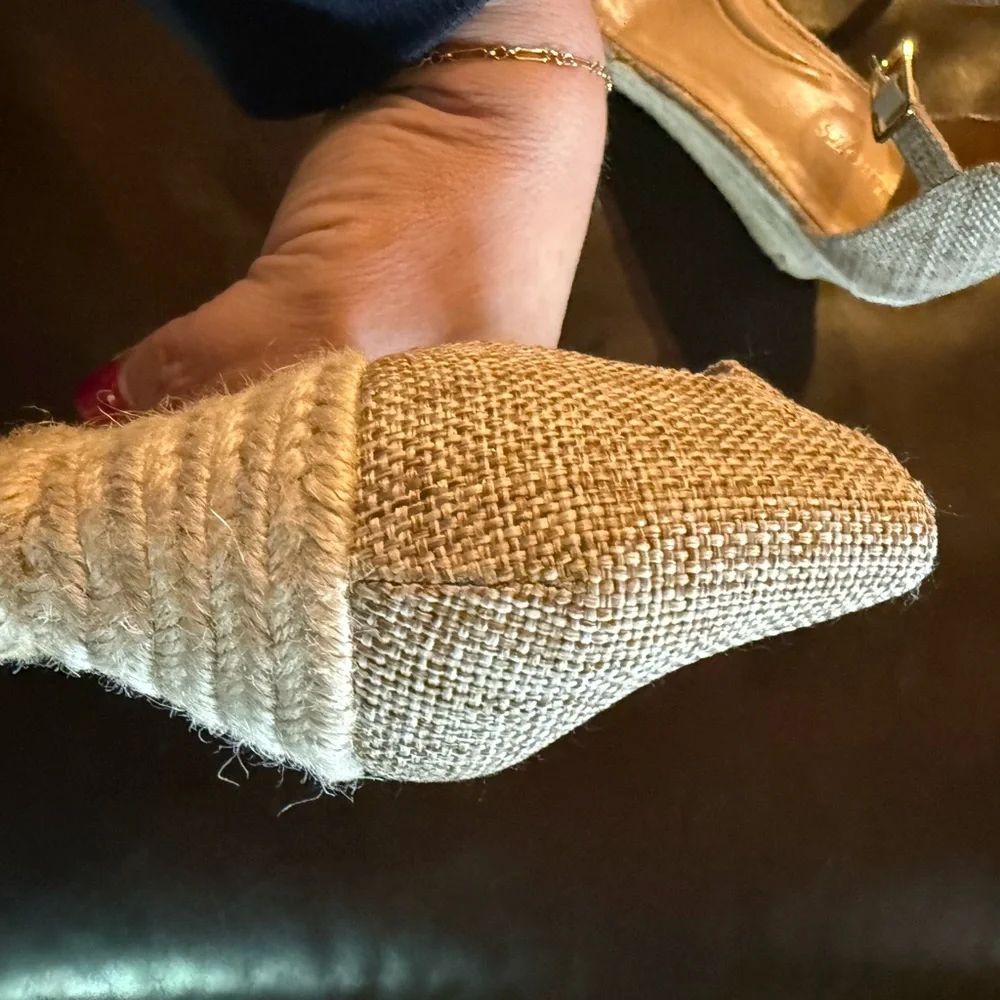 Talbots Women's Beige Espadrille Sandals - Picture 5 of 5